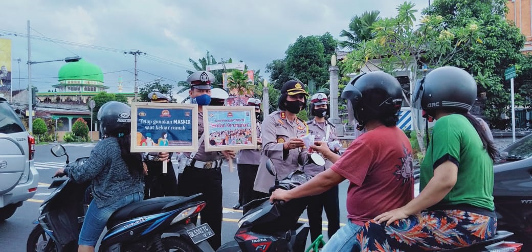 Kapolres Karangasem, AKBP Ni Nyoman Suartini SIK