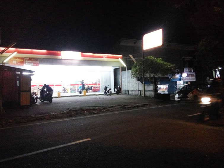 Toko Modern di Bangli Ada yang Buka Melebihi Batas Waktu - PATROLIPOST