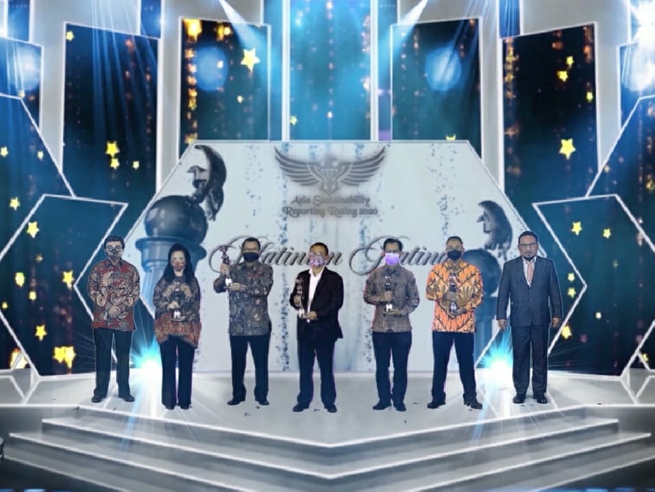 Ncsr Serahkan Trofi Laporan Keberlanjutan Tingkat Asia Patrolipost