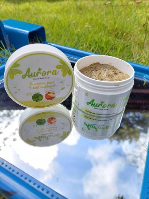 unud body scrub